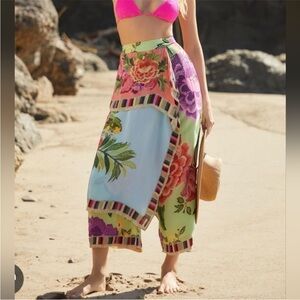 NWT! FARM RIO Women’s LARGE Multicolored Flower Scarves Wrap Cover Up Pants CP25